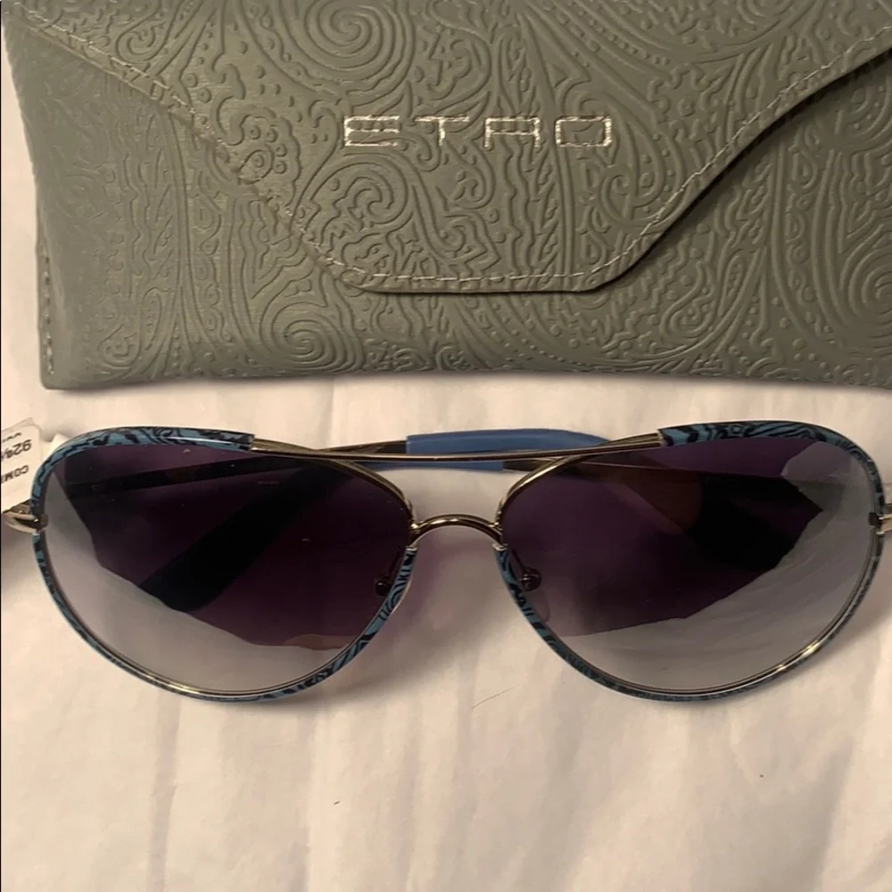 NWT ETRO wire aviator sunglasses w/lace design